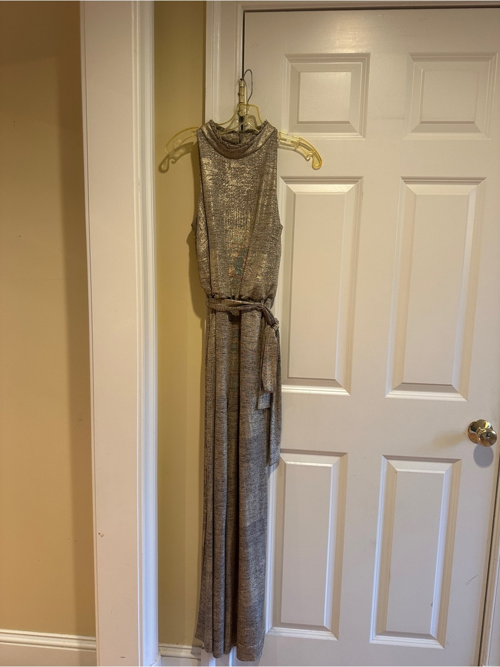 Vince Camuto Size 8 Metallic Gold Wide Leg Jumpsuit Belted Evening Party
